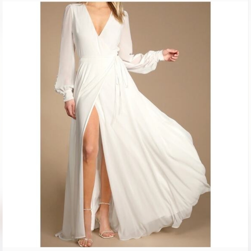 Elegant White Maxi Dress with Slit